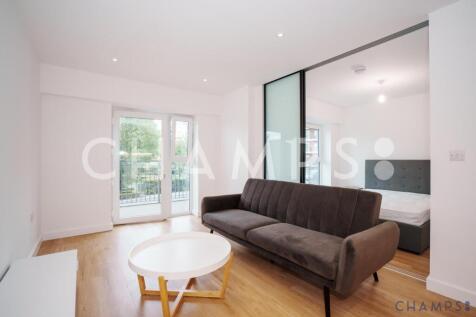 Manhattan Studio to Let