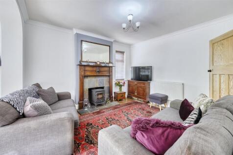 75 Wharf Rd Higham-8.jpg