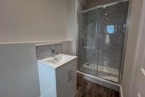 8 Westminster Trc-08.jpg