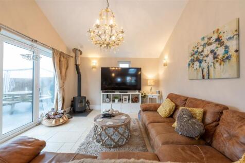 27 Nutbourne Road 21 16.jpg