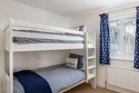 17 Dartmouth House, Dartmouth_Bedroom