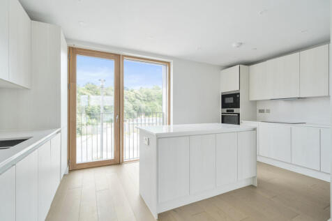 1315342-18-685ab9...