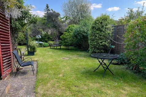 27 Spring Avenue Gdn