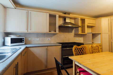 Goldfinch Close, Loughborough photo 2