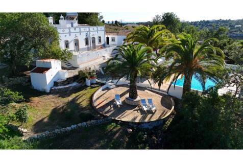 Almancil Fully Renovated 5 Bed Villa For Sale (18)