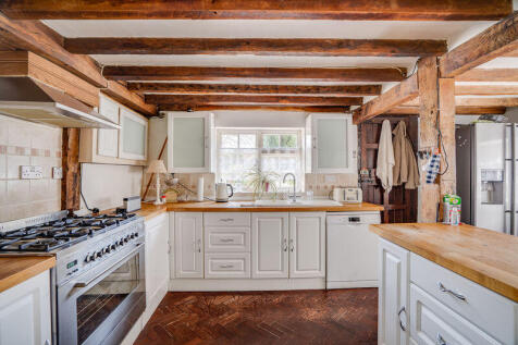 Kitchen / Breakfast Room