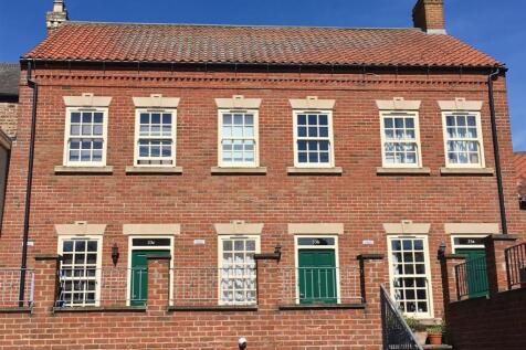 2-bed house on Market Place,Thirsk,YO7, £750/mo