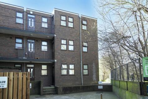 3 Millers Mead Court SW19 external 1.jpg