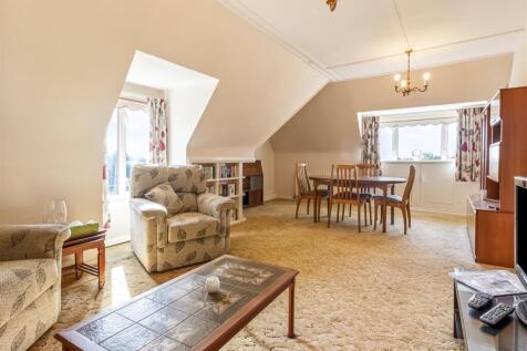 3 phoenix House-007.JPG