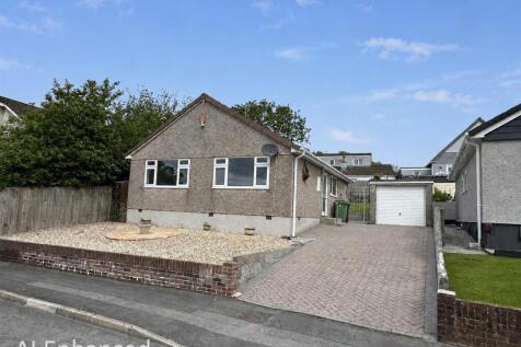 7 Combley Drive.jpeg