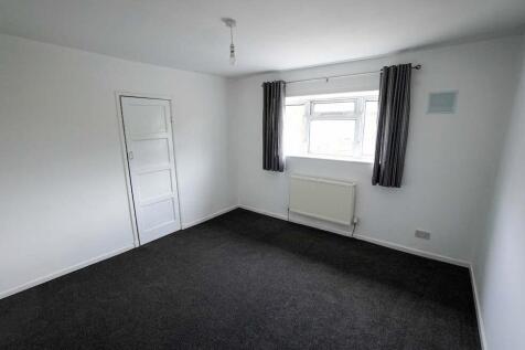 Langdale Road, Blackpool, FY4 4SN photo 4