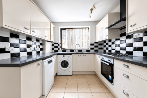 Durford Crescent, SW15 4AU photo 4