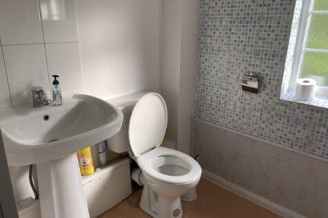 Bathroom 4