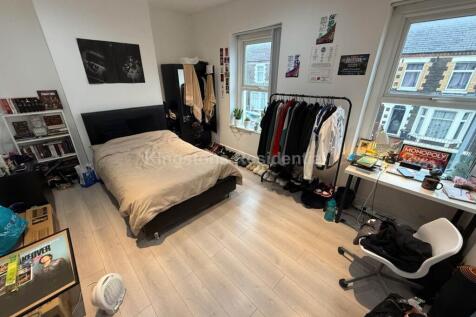 5 Bedroom House at Diana Street, Roath, Cardiff, CF24 4TT photo 5