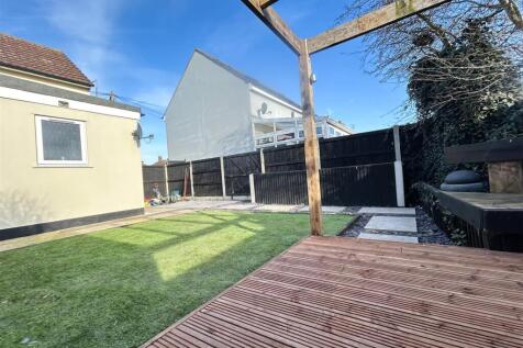 REAR GARDEN....jpeg
