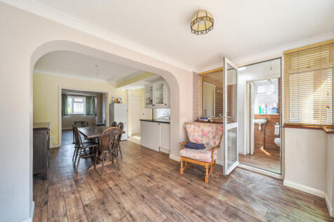 1343338-7-68a83d3739095