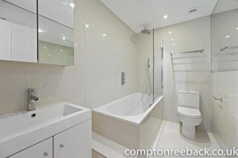 FD Cr - RGF 1 Castellain Road - BathroomB3 (1).jpg