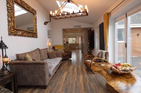 Extended Reception Room