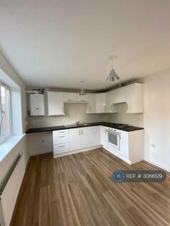 Moorhen Close, Brownhills, Walsall, WS8 photo 4