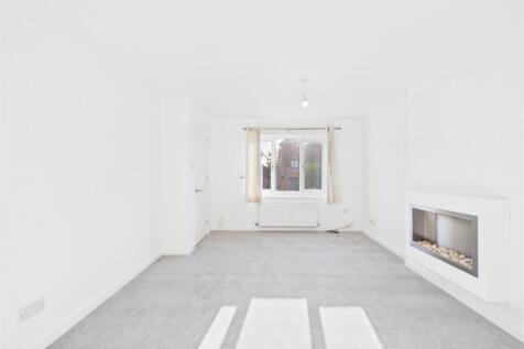 Seagrave Close, Oakwood, Derby photo 3