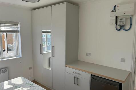 processed-56BDC2C6-63C6-4FE8-9A63-659655B3BC8F.jpe