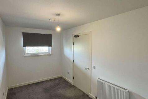 Flat 3, 12 Saltire Square, Edinburgh photo 3