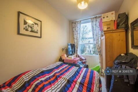 London Road, Cheltenham, GL52 photo 4