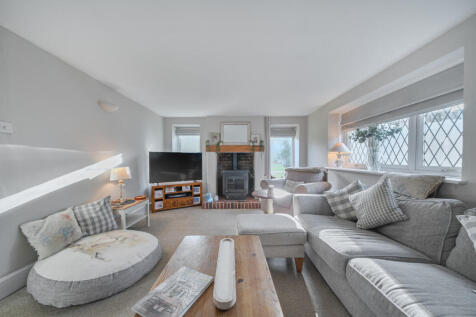 1383937-16-691f3d...