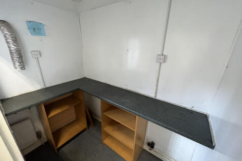 Office for sale Image 8