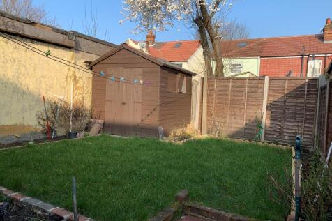 lenham garden 2
