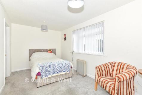 Lounge/ Bedroom