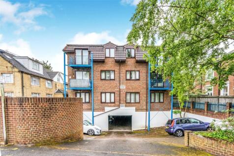 Southampton, SO15 - property photo