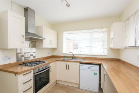 Woodcote Way, Benfleet, Essex, SS7 photo 3