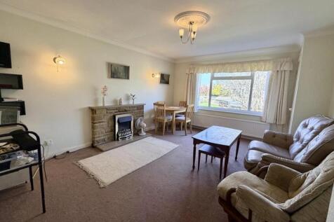 Large Lounge