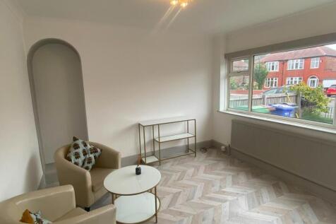 Burnage Lane, East Didsbury, Manchester photo 3