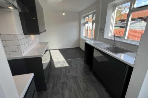 Trevone Square, Murton photo 4