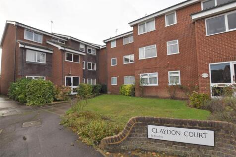 2 Claydon Court (19).JPG