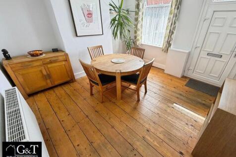 FIRST RECEPTION ROOM