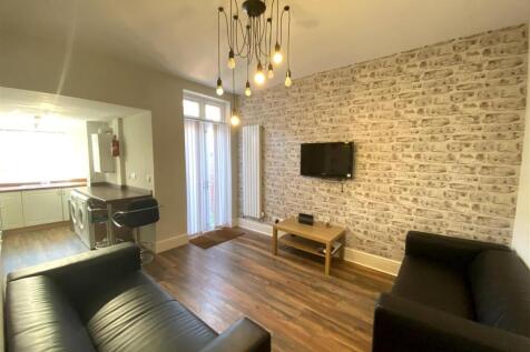 Kathleen Grove, Rusholme, £148pppw photo 3