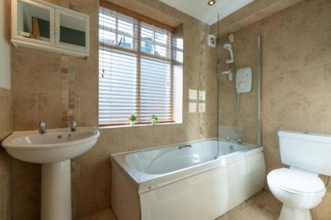 SYF14 - Bathroom