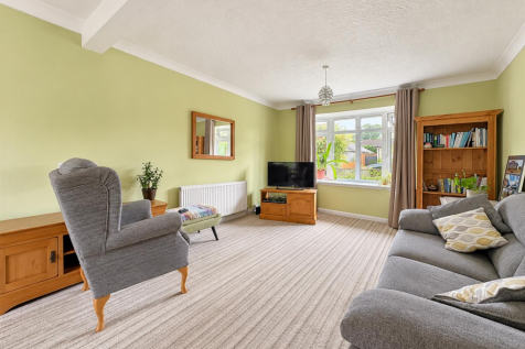 LIVINGROOM.png