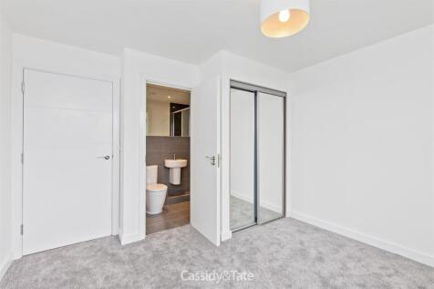 38 Somerville Court-27.jpg