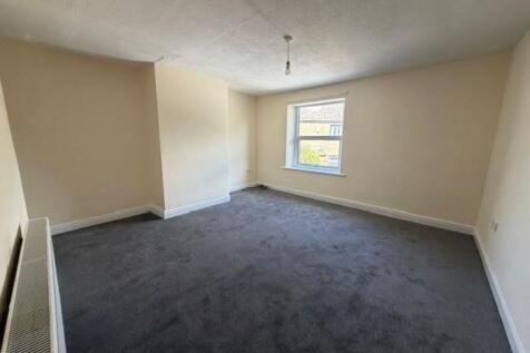 Roper Lane, Queensbury photo 5