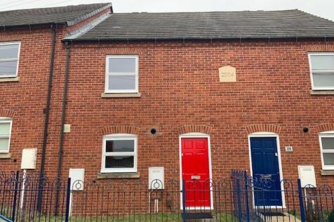 2-bed house on Druid Street, Hinckley, LE10, £1,100/mo