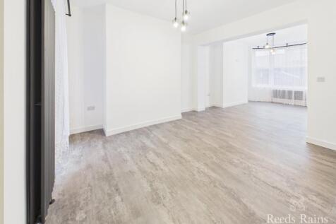 Sherwood Street, Scarborough, North Yorkshire, YO11 photo 3