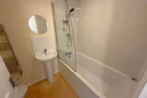 Bathroom.jpeg