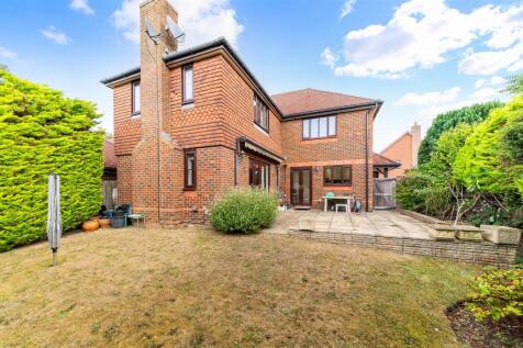 HAWTHORNE CLOSE,1 - (18).jpg