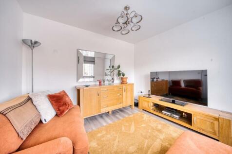 4Warren View - Mark Templer - PhotoCB 6.jpeg