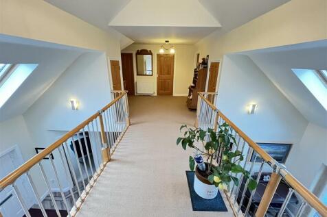 Spacious Study Landing