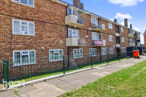 Bell Avenue, Romford photo 4
